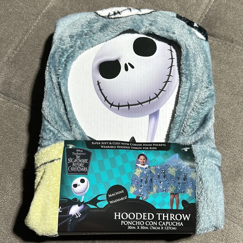 🥰🥰The Nightmare Before Christmas Hooded Throw🥰🥰